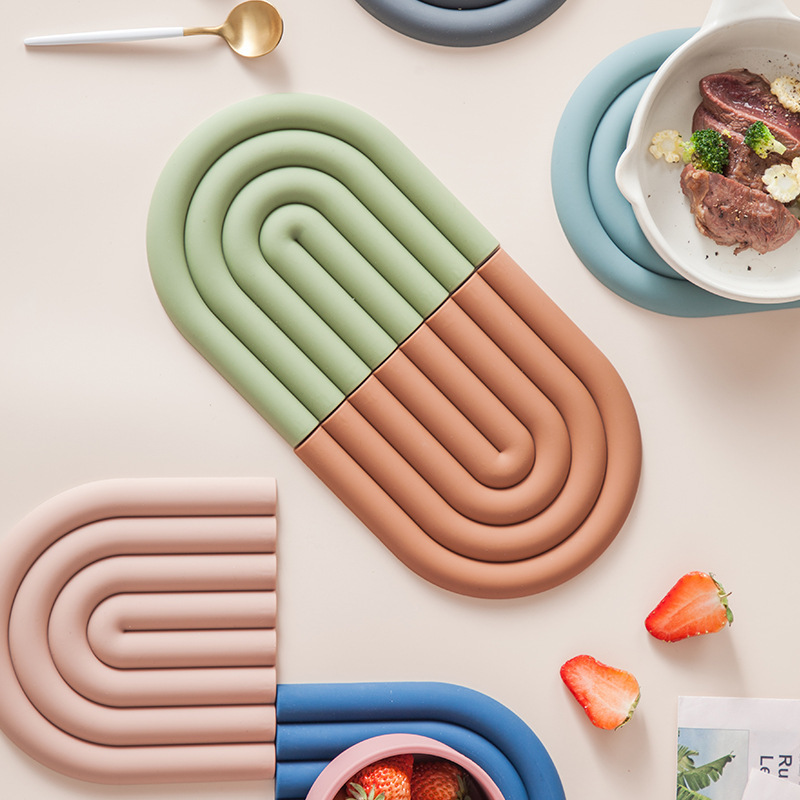 Tapis de Table en Silicone arc - Kitchen Baking Pan Organizer avis et prix