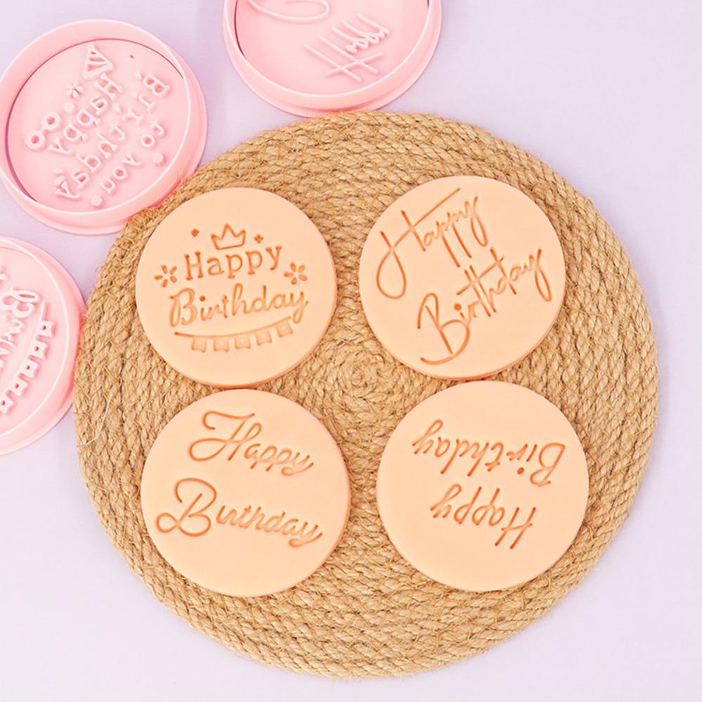 Emporte-pièces Joyeux Annivers - Kitchen Baking Products avis et prix